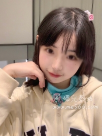 #嬌小可愛推薦  ღ八月 150 40 B 20歲    光潔白淨的肌膚 清澈...
